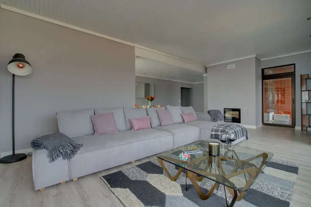 Ocean Blue Apartment & Studio