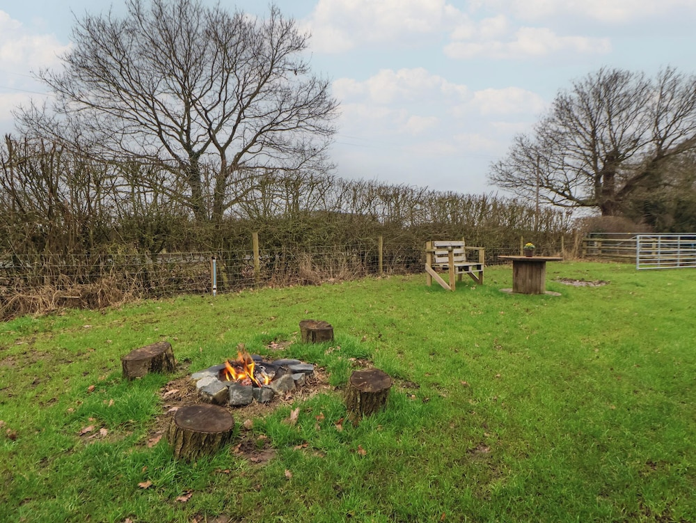 The Suffolk Hut