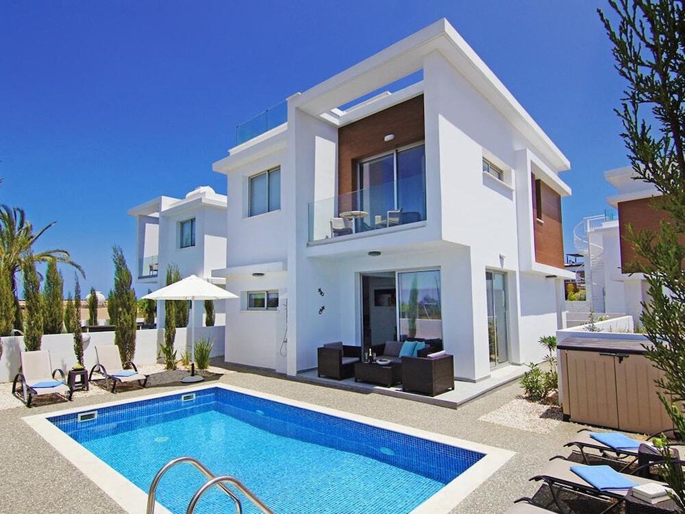 Paralimni Кипр