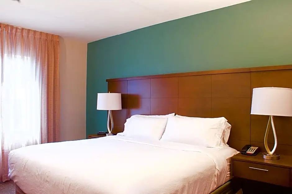 Staybridge Suites Chattanooga at Hamilton Place by IHG - Chambres
