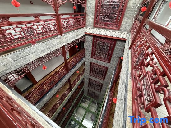 Guipu River View Homestay (Fenghuang Ancient Town Fengyu Bridge)
