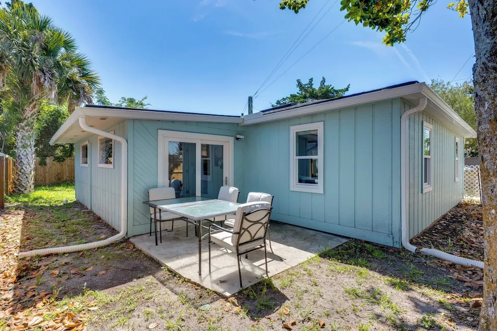 Mins to Beach & Mayo Clinic, Pet Friendly 4BR Home