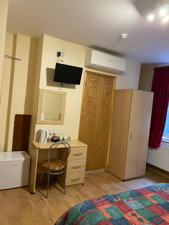 Gallery image 17