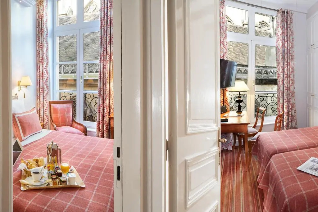 Relais Du Louvre - Chambres