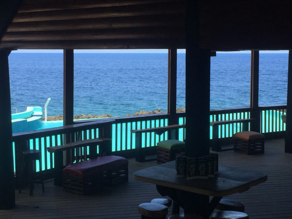 Beach & Waterfront