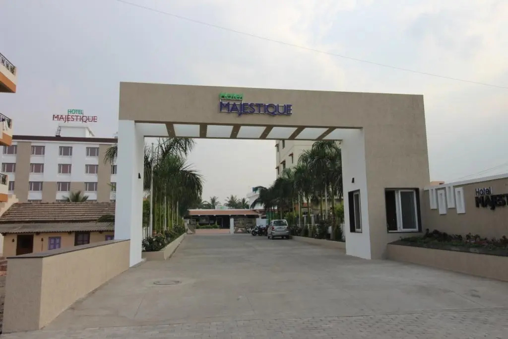 Hotel Majestique pune