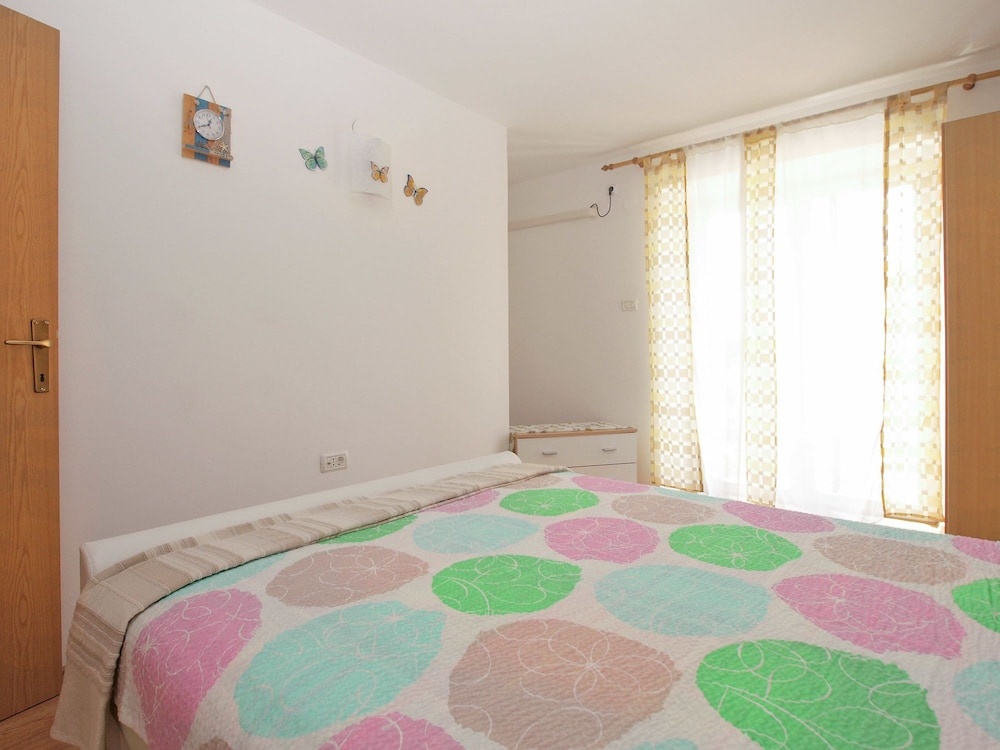 House 1716 — 2
