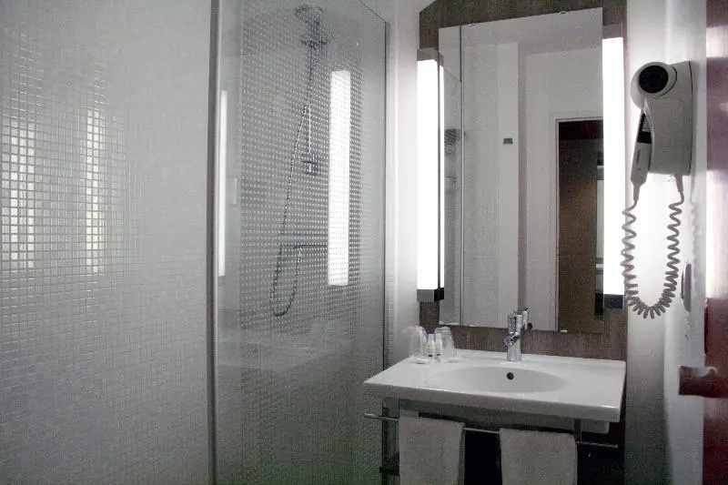 Kyriad Prestige Compiègne Hotel & Spa - Chambres