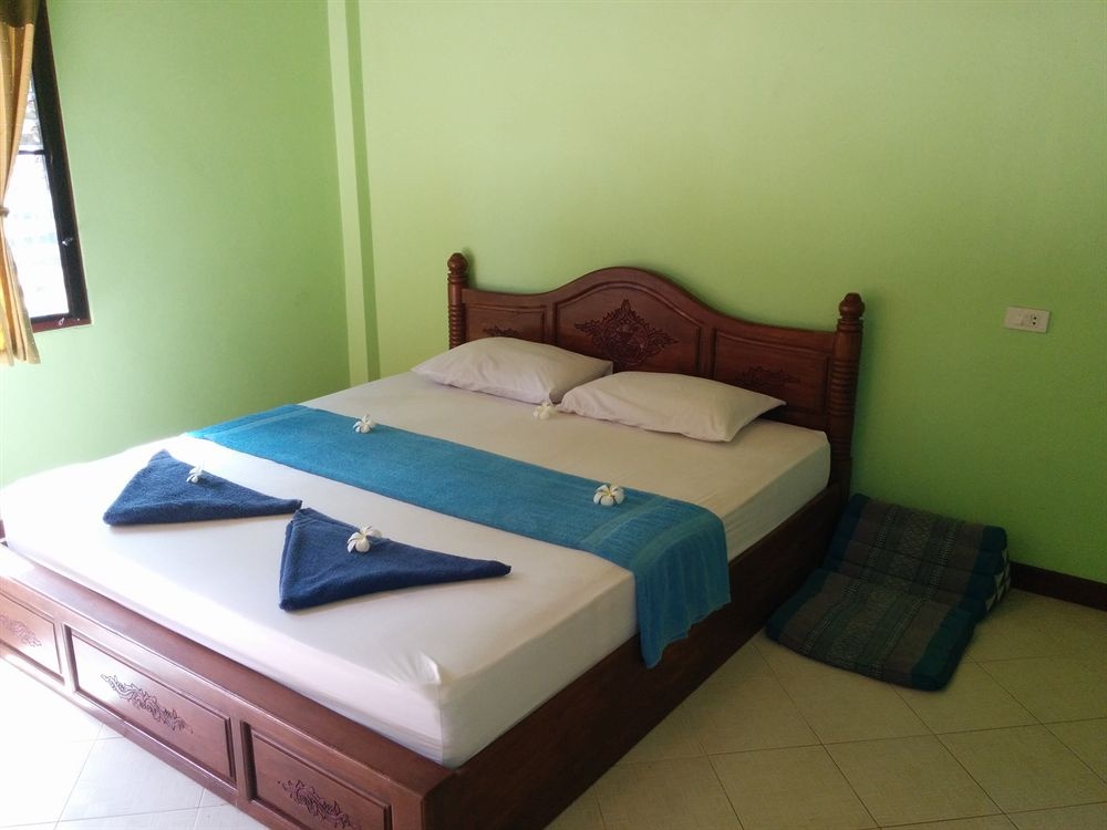Koh Tao Beachside Resort — 5