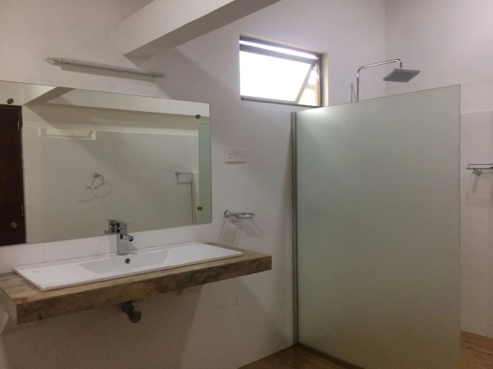 1 Bedroom Deluxe Triple room with lake view