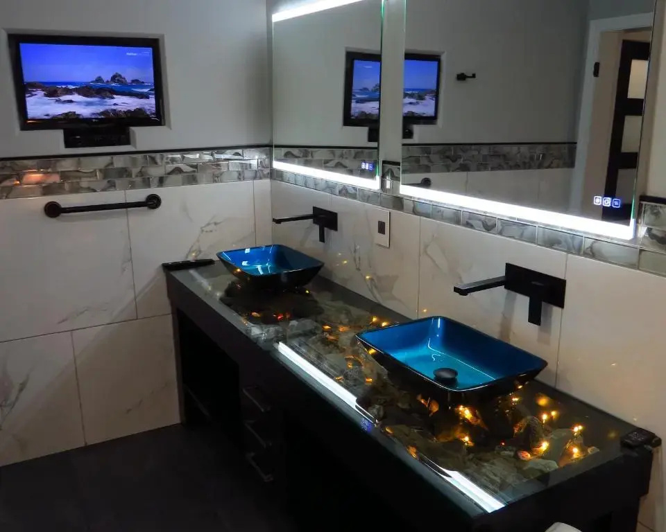1 Bedroom Suite