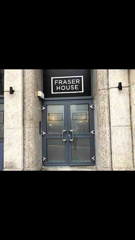 Flat 8,Fraser house apartment *3 bedrooms *