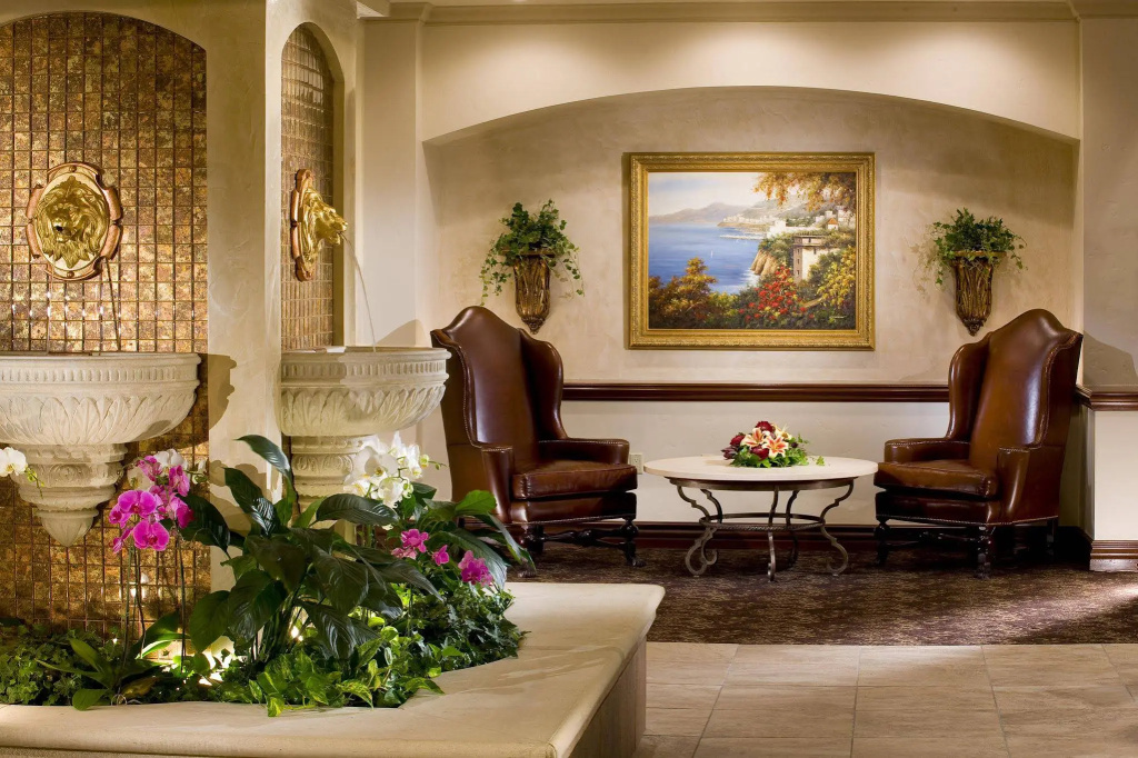 The Louie, A Davenport Hotel, Autograph Collection®