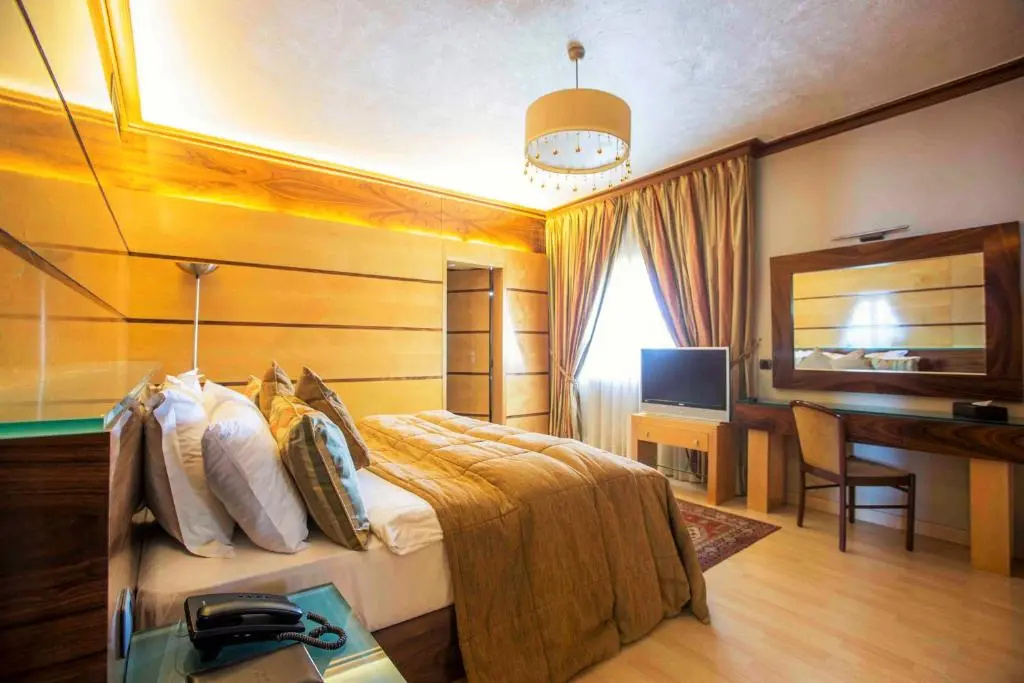 Royal Suite with balcony and with sea view