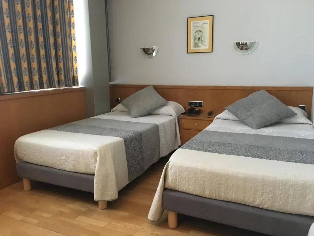 Encasa Hotel Almansa - Chambres