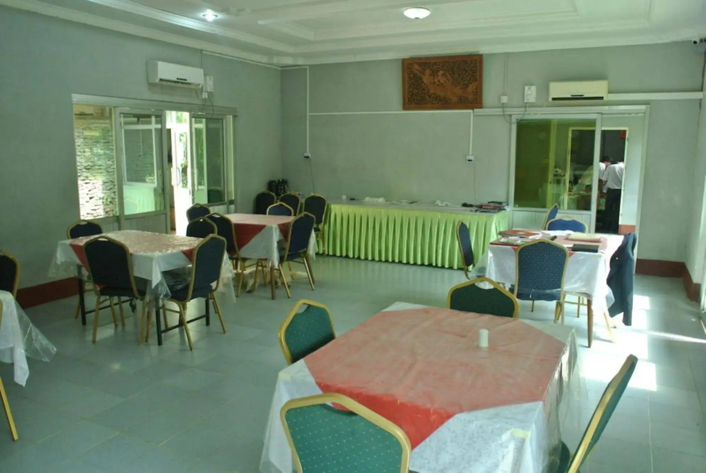 Hotel photo 12