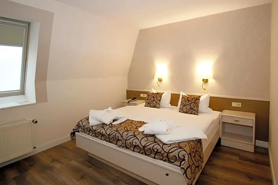 Hotel Märkischer Hof - Chambres