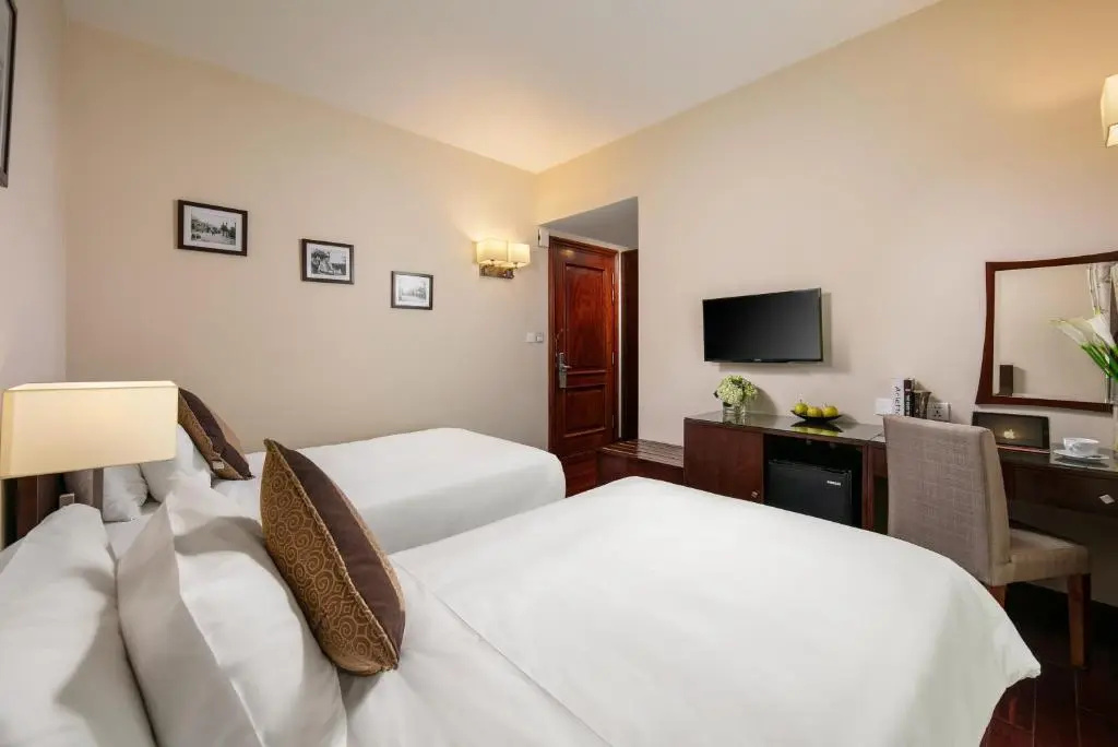 Executive Double room (full double bed)