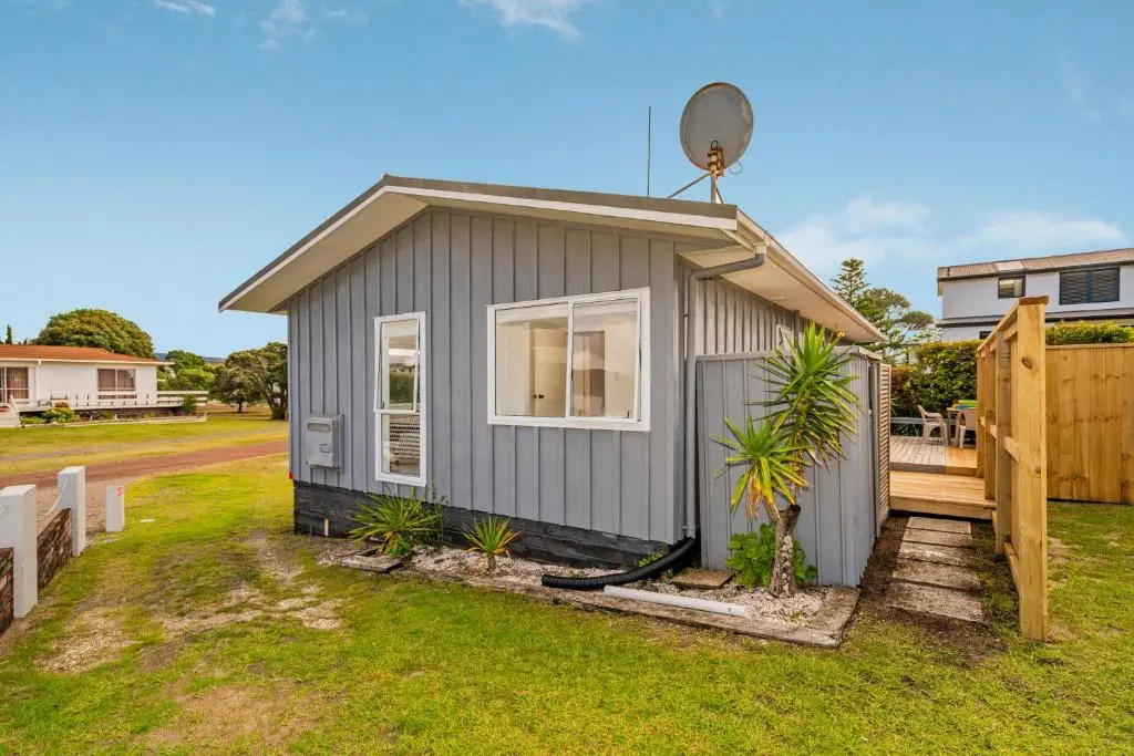 Retreat by the Beach - Pauanui Holiday Home