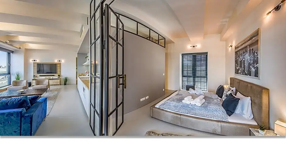 Grand Apartment