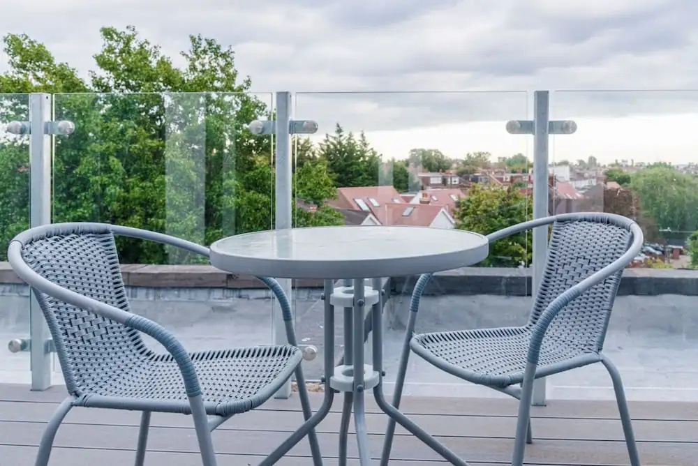 Newly Refurbished 2 bed With Fantastic View