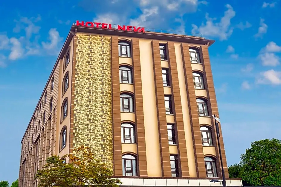 Hotel Neva