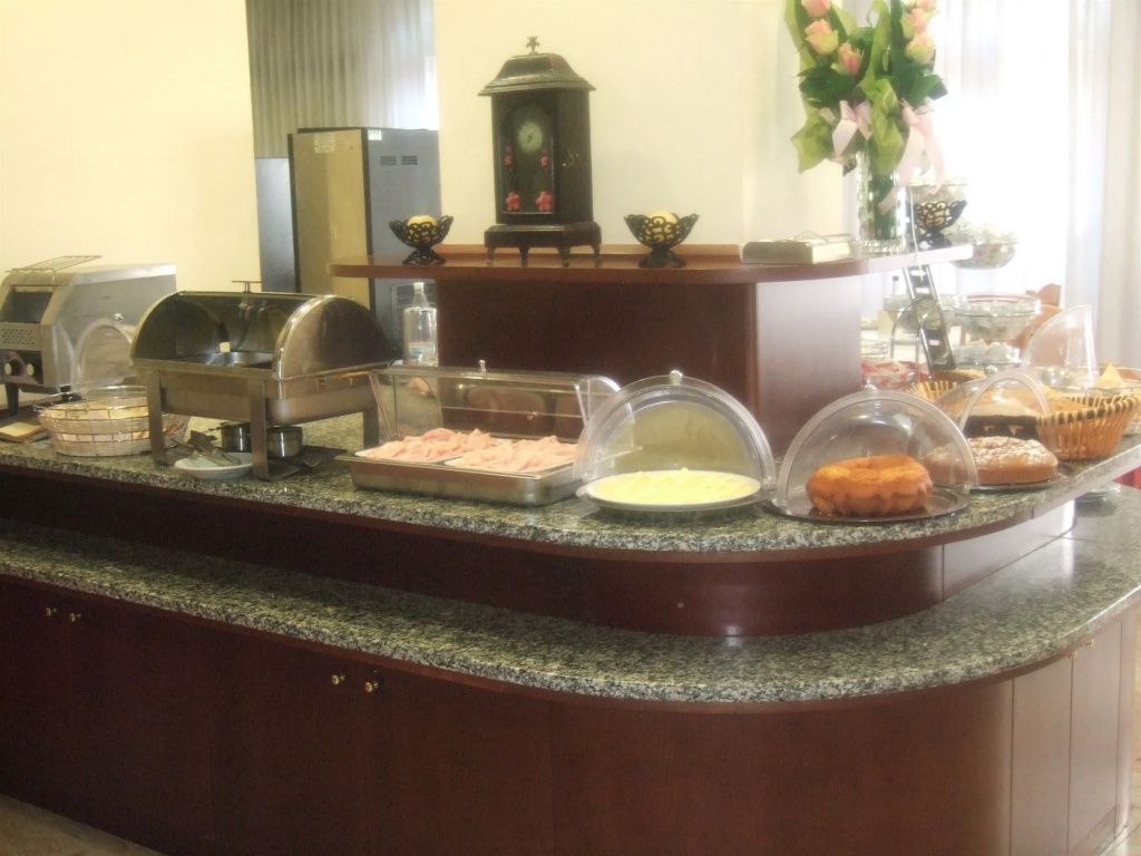 Hotel photo 12