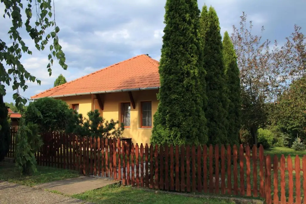 Villa Iris