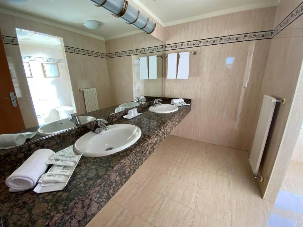 Hotel Lasa Sport - Chambres