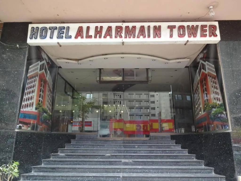 Hotel Sky Towers