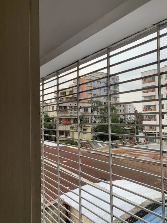 Captivating 2-bed Apartment in Dhaka