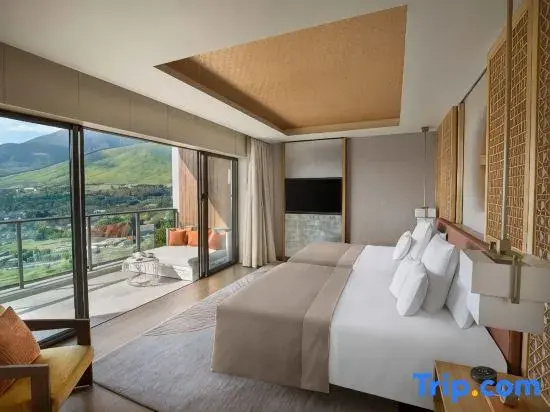 2 Bedrooms Suite with panoramic view
