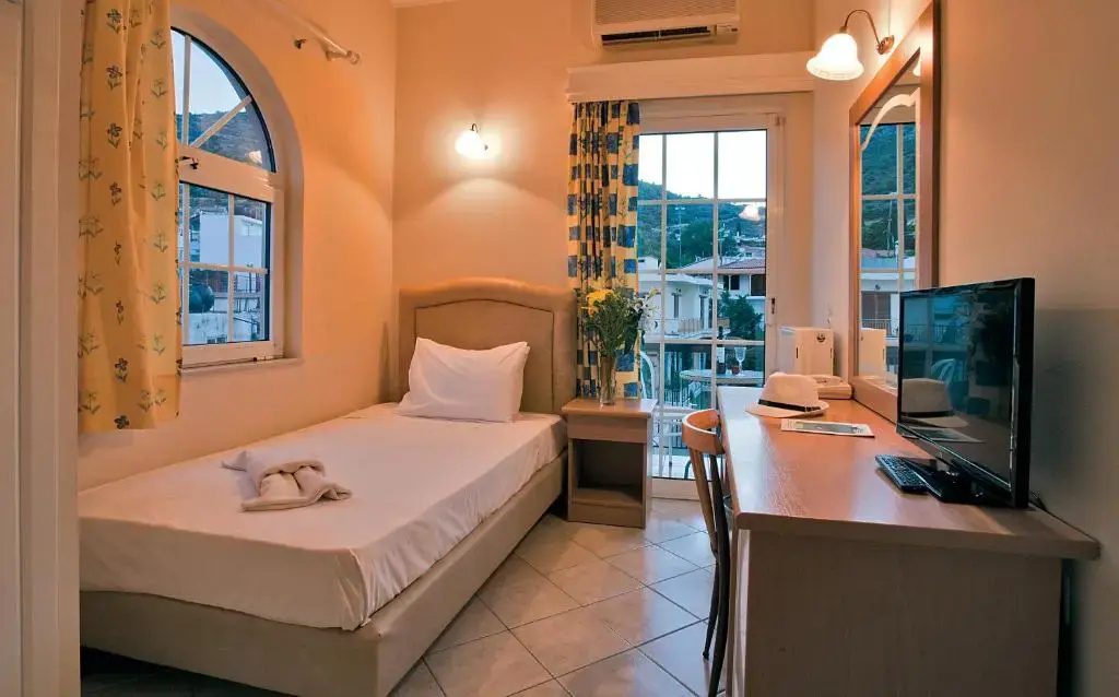 Hotel Epidavria - Chambres