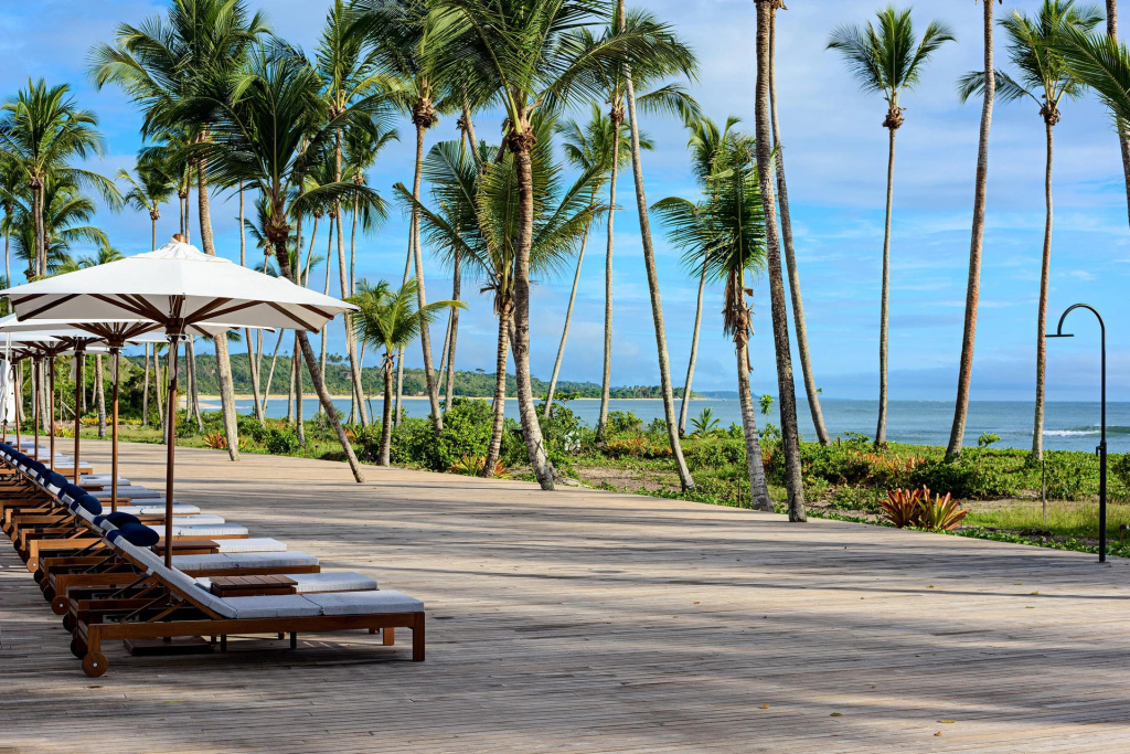 Beach & Waterfront