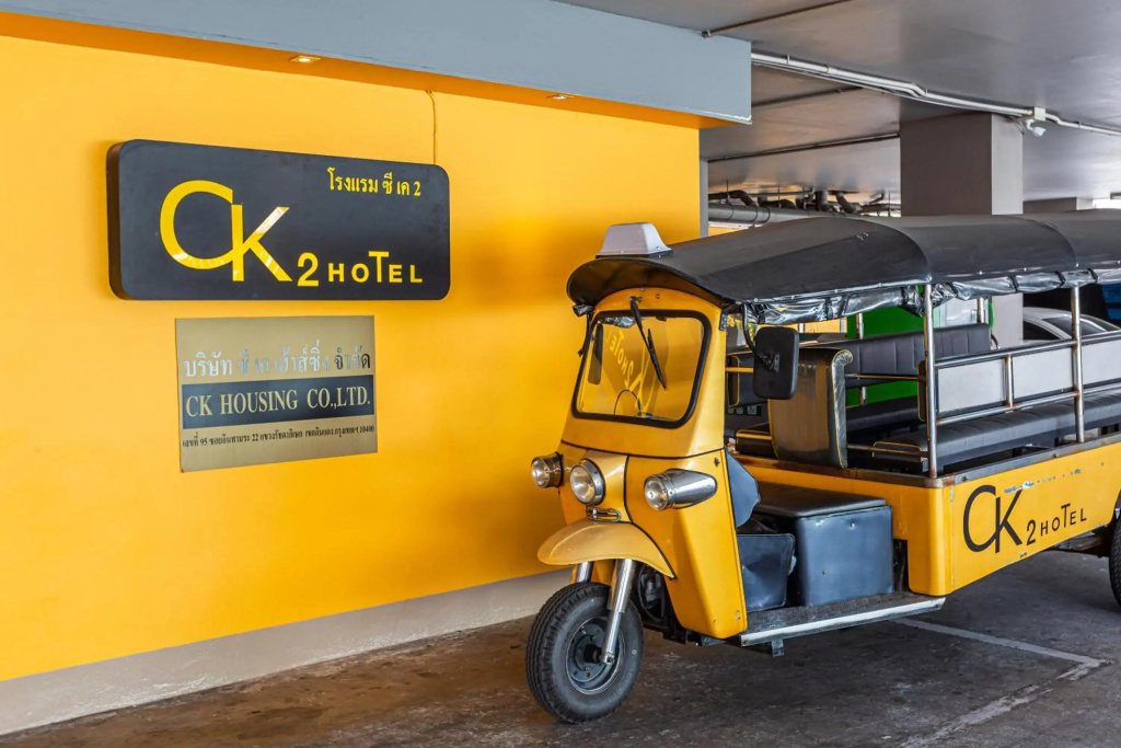 CK2 Hotel