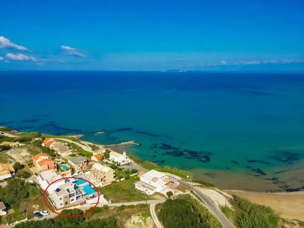 Villa Halcyon in St Stefanos Bay