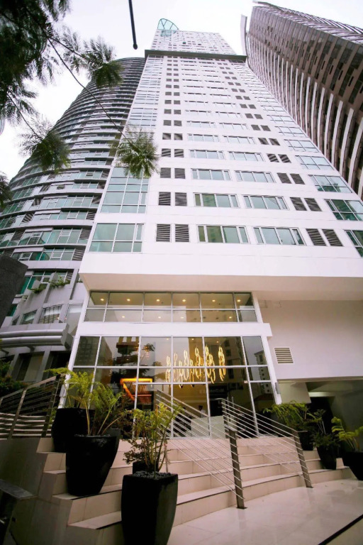 Avant Apartments At The Fort By Jazz