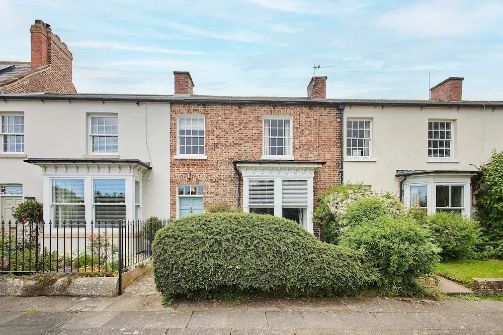 Host Stay May Cottage
