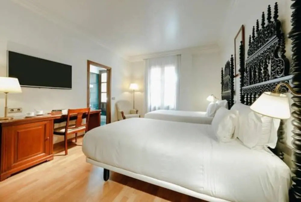 Classic Double room (twin beds)