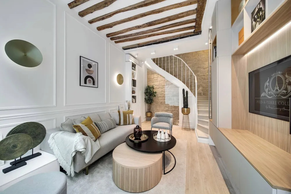 Voir la photo 1 — Amazing Historical Parisien Town House Next TO Louvre Area !