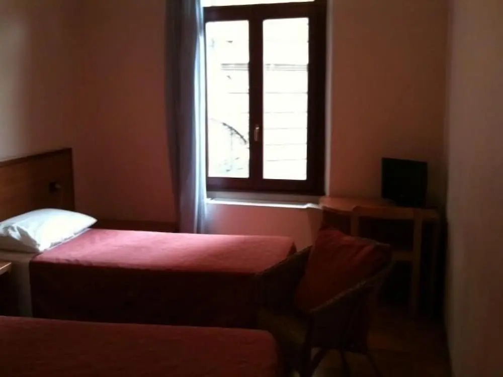 Standard Double room (twin beds)