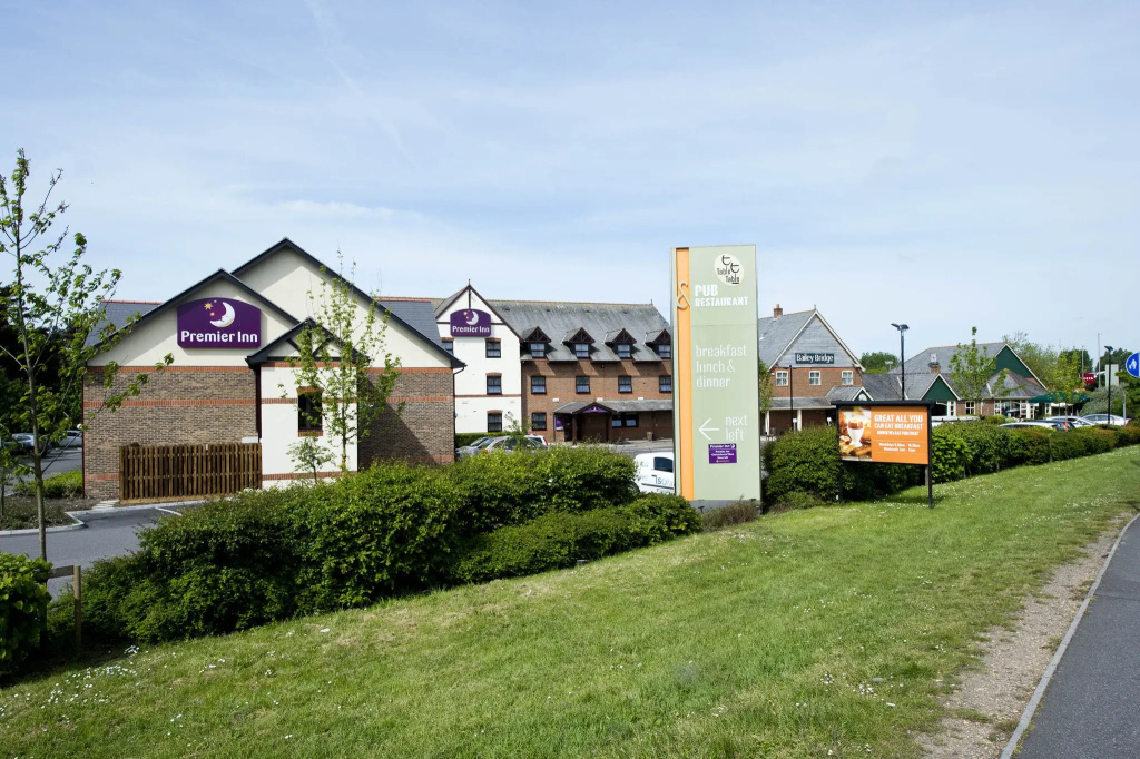 Premier Inn Christchurch West - Général