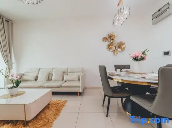 Macrolink Medini Starry Stay 3BR 5pax Legoland