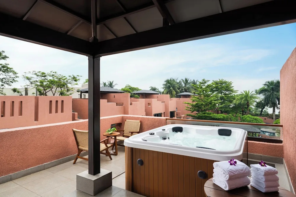 Taj Ganga Kutir Resort & Spa, Raichak