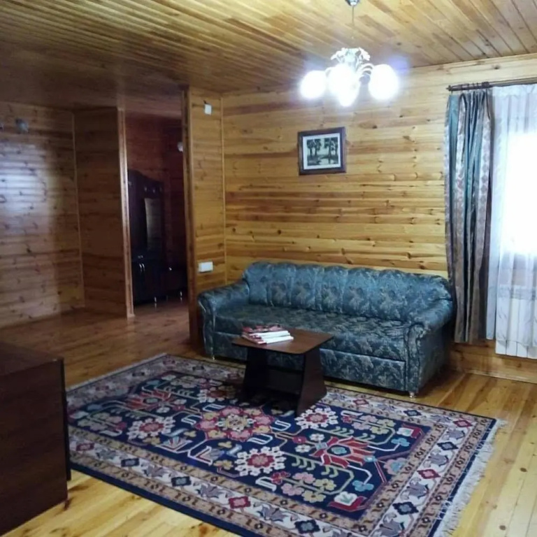 2 Bedrooms Cottage
