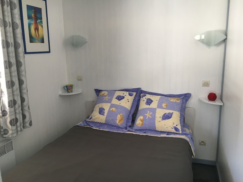 Voir la photo 4 — Chalet Orange Naturiste la Jenny