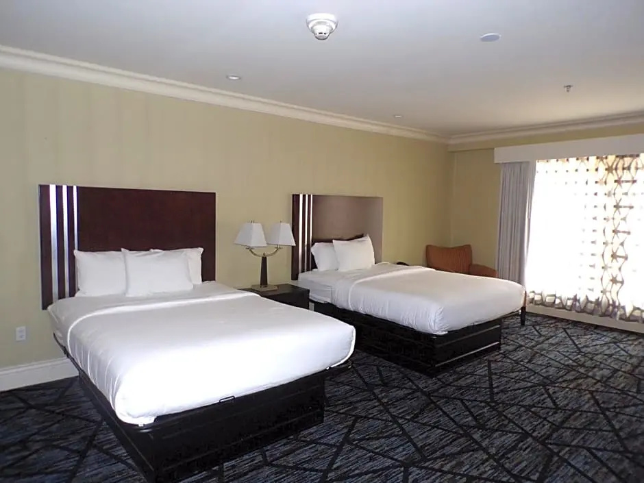 Niagara Crossing Hotel & Spa - Chambres