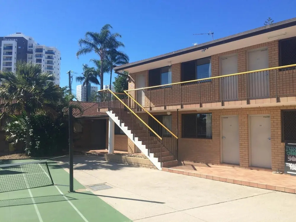 Maxmee Resort Hostel