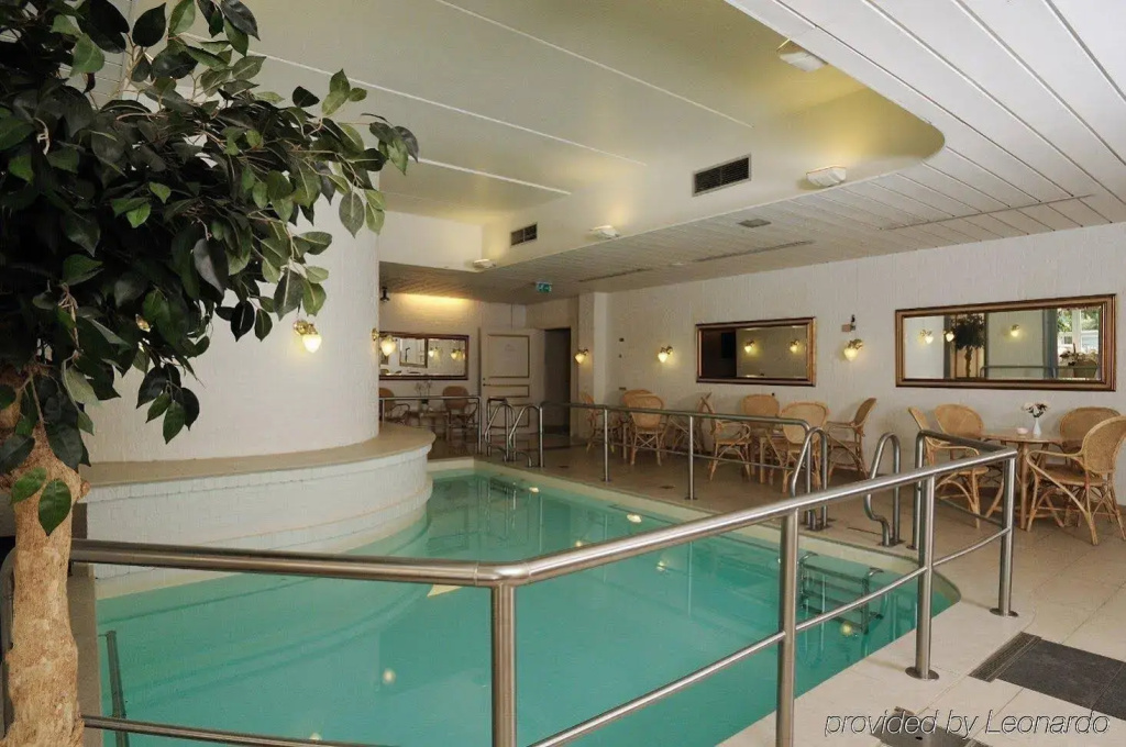 Hotel photo 16