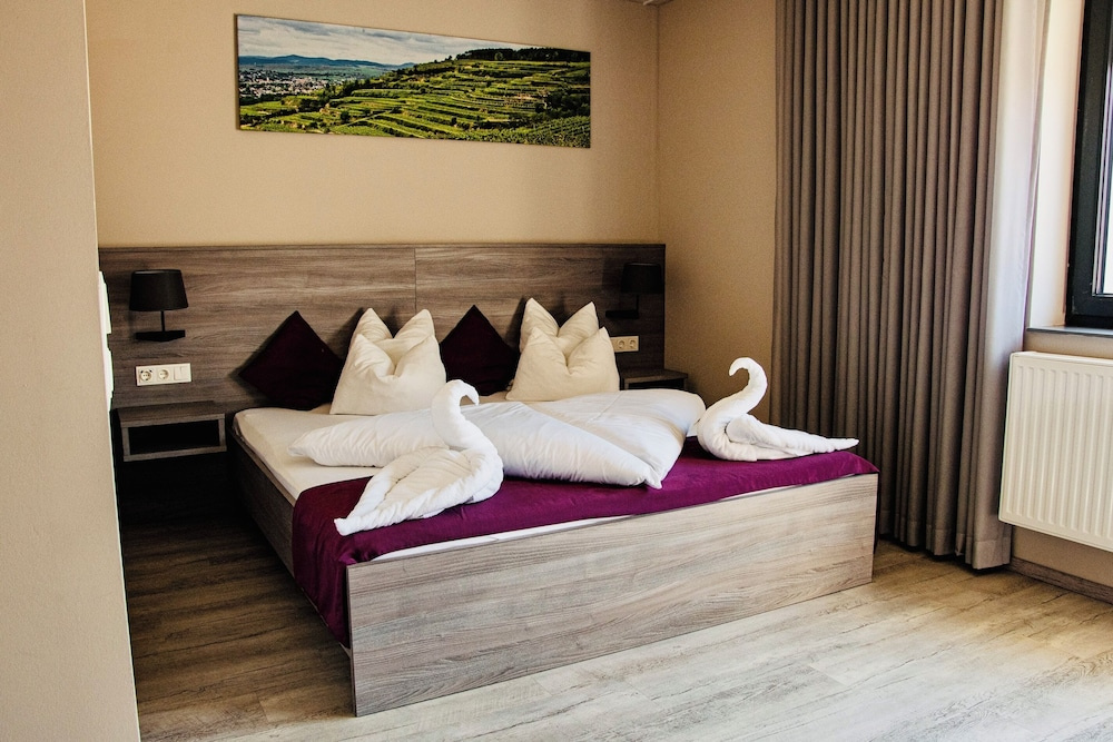 Gasthaus Hotel Zur Schonenburg - Chambres